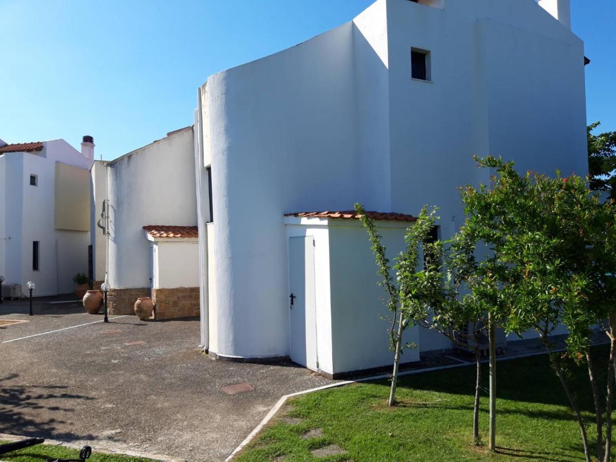 ניאה סקיוני Villa 3Ω מראה חיצוני תמונה