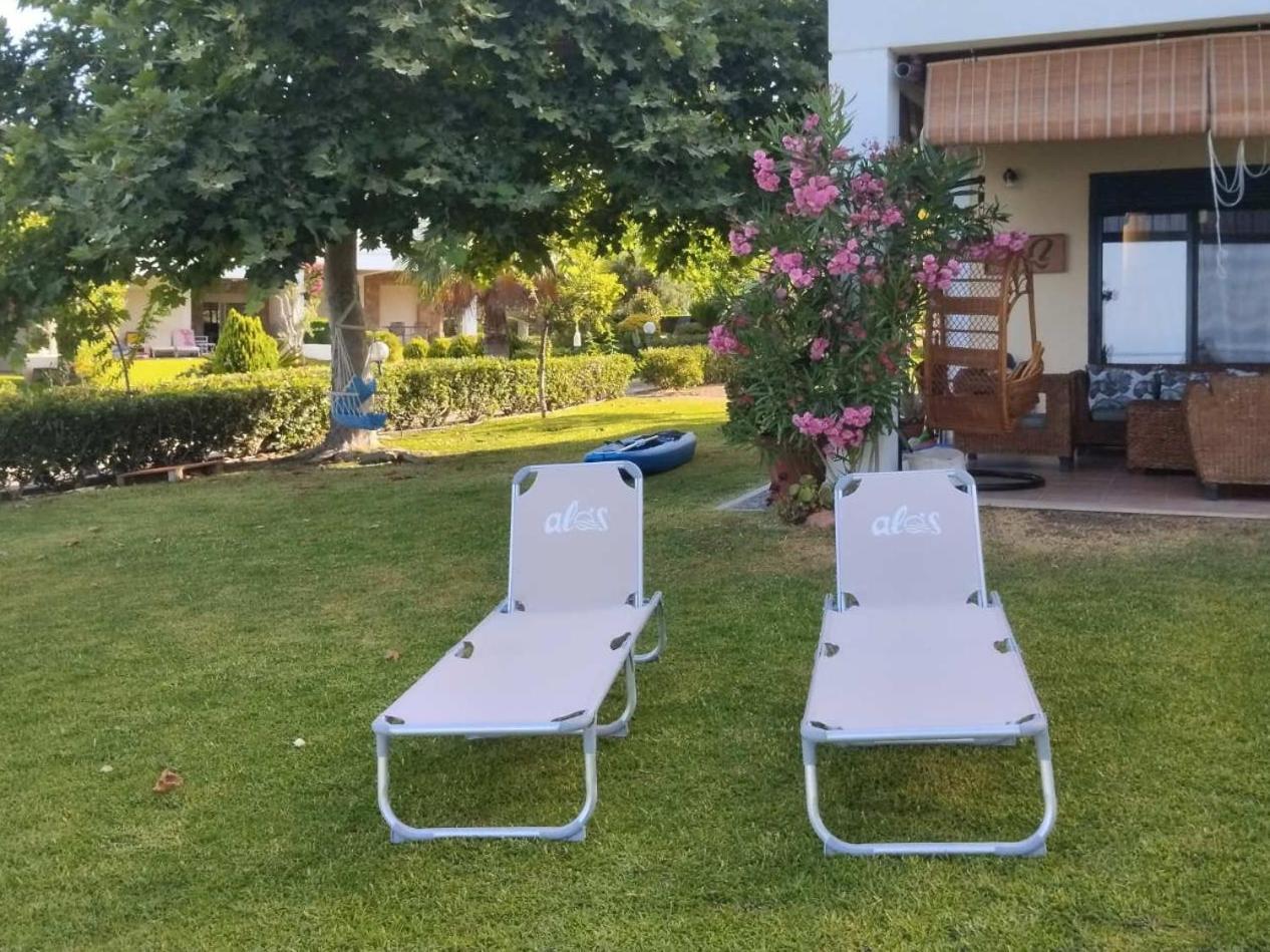 ניאה סקיוני Villa 3Ω מראה חיצוני תמונה